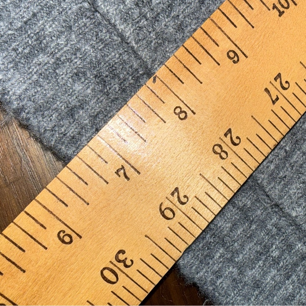 Boho Gypsy Sisters Gray Sleeveless Knit Top - Picture 4 of 6